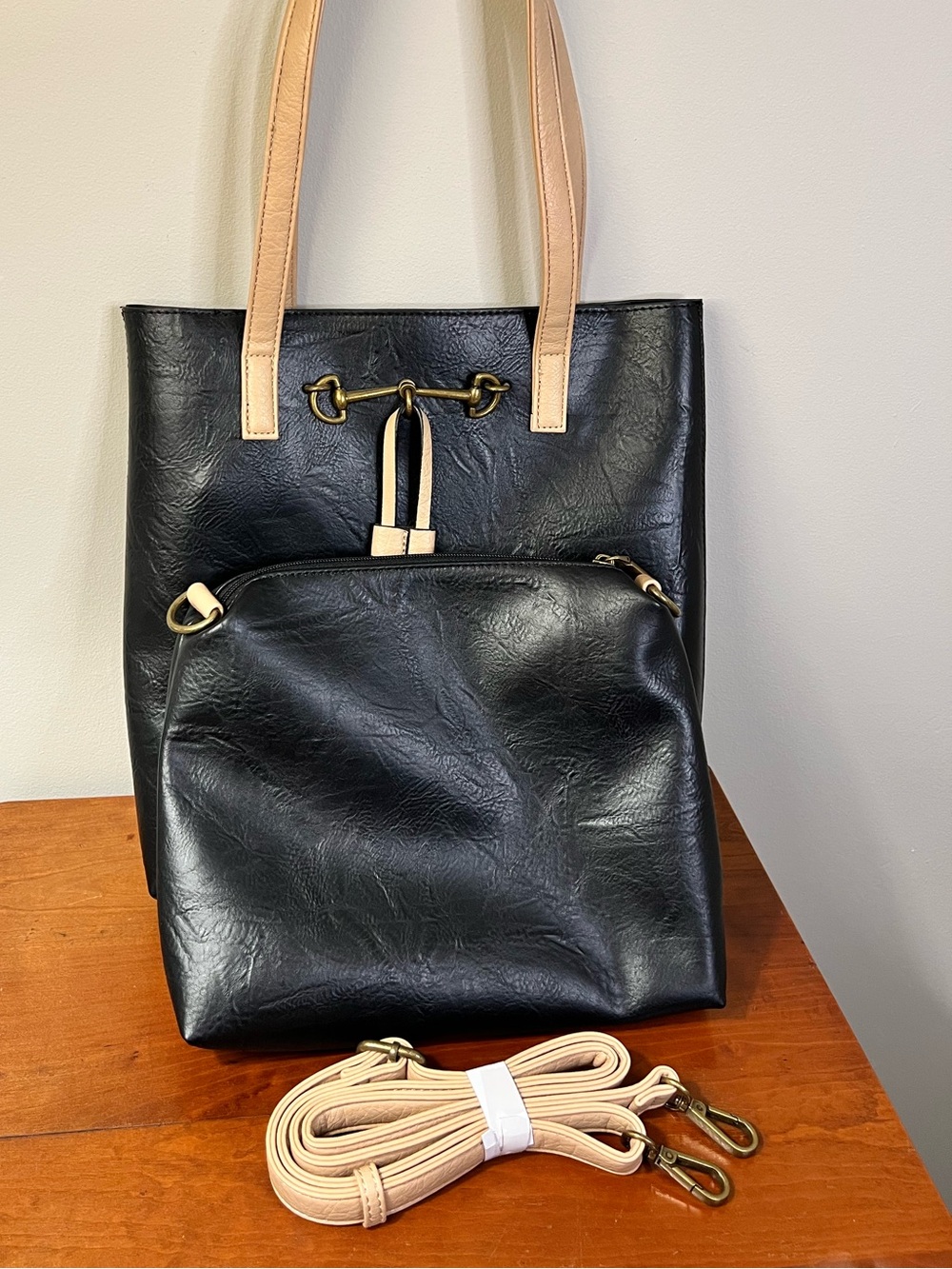 Liz Soto Jane Black Tote Bag 2 in 1 Horsebit NWOT - Picture 4 of 12